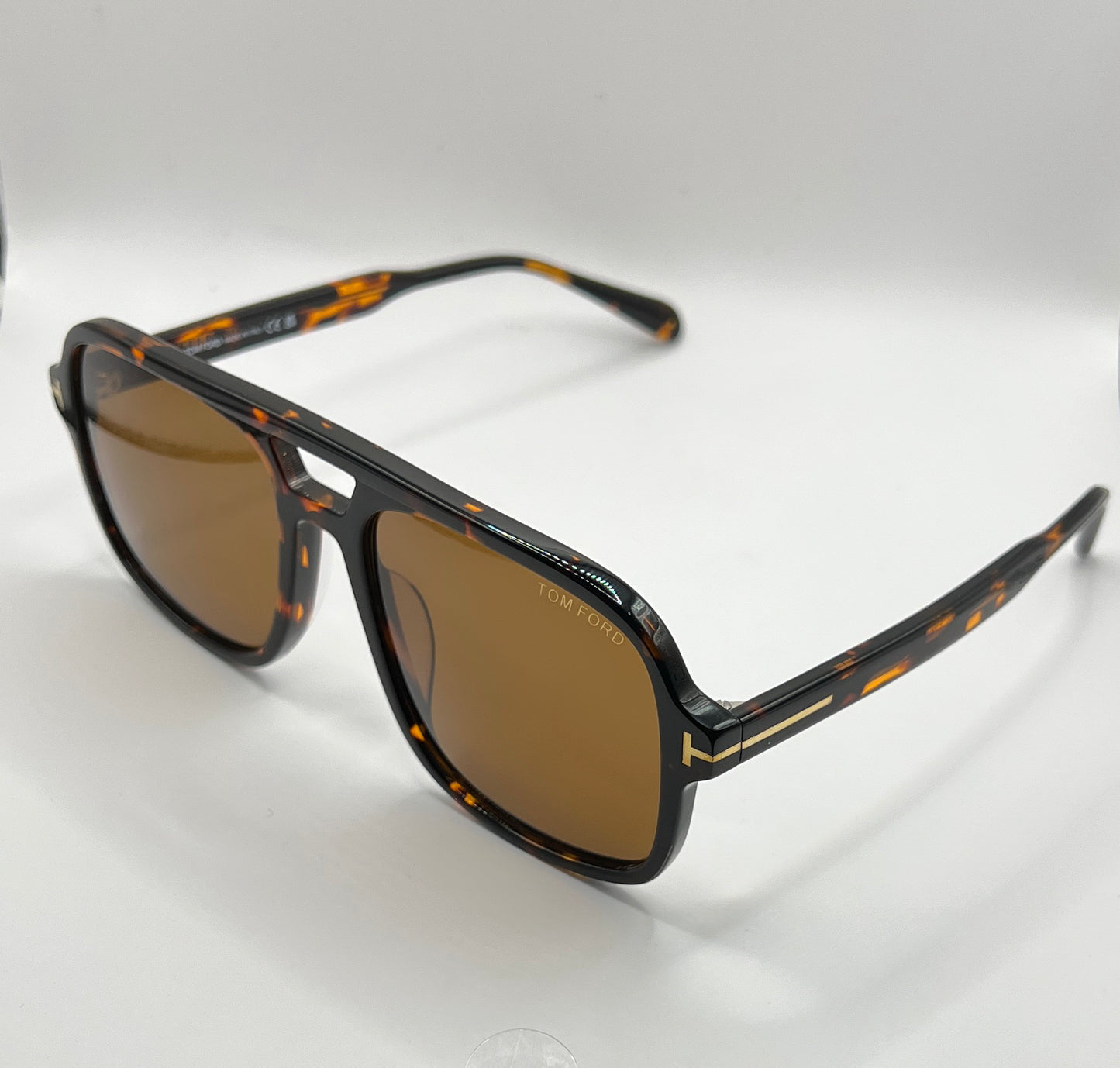 Tom Ford Falconer-02 Sunglasses - Sophisticated Eyewear for Men