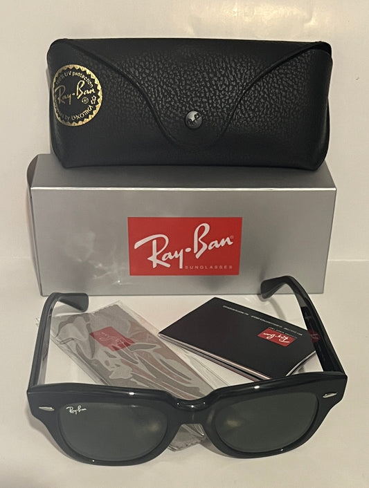 Ray-Ban RB2186 901/31 3N TRI 49mm Black Wayfarer Sunglasses with Green Lenses