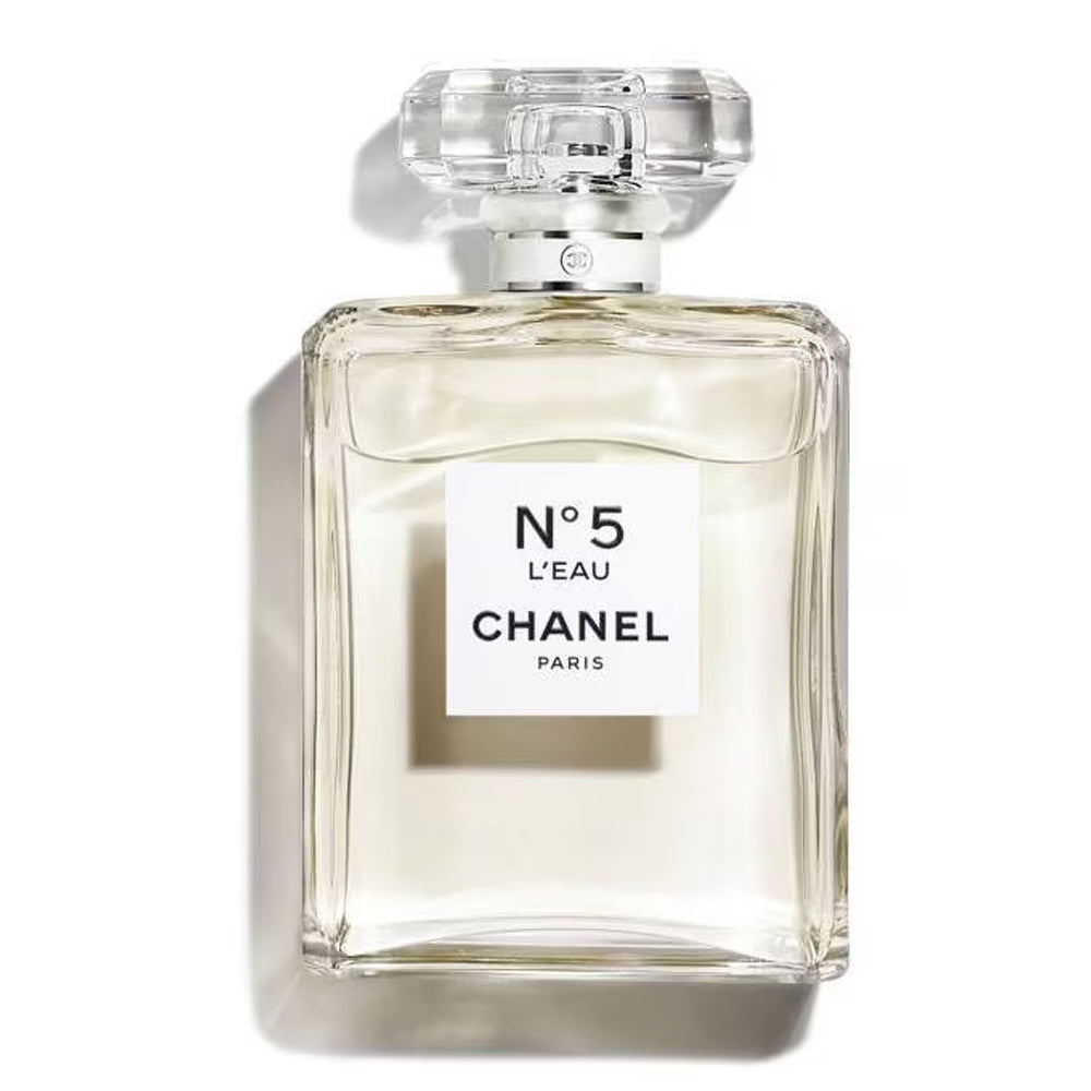 Chanel N°5 L'Eau Eau de Toilette - Light and Fresh Scent, 50ml Spray Bottle