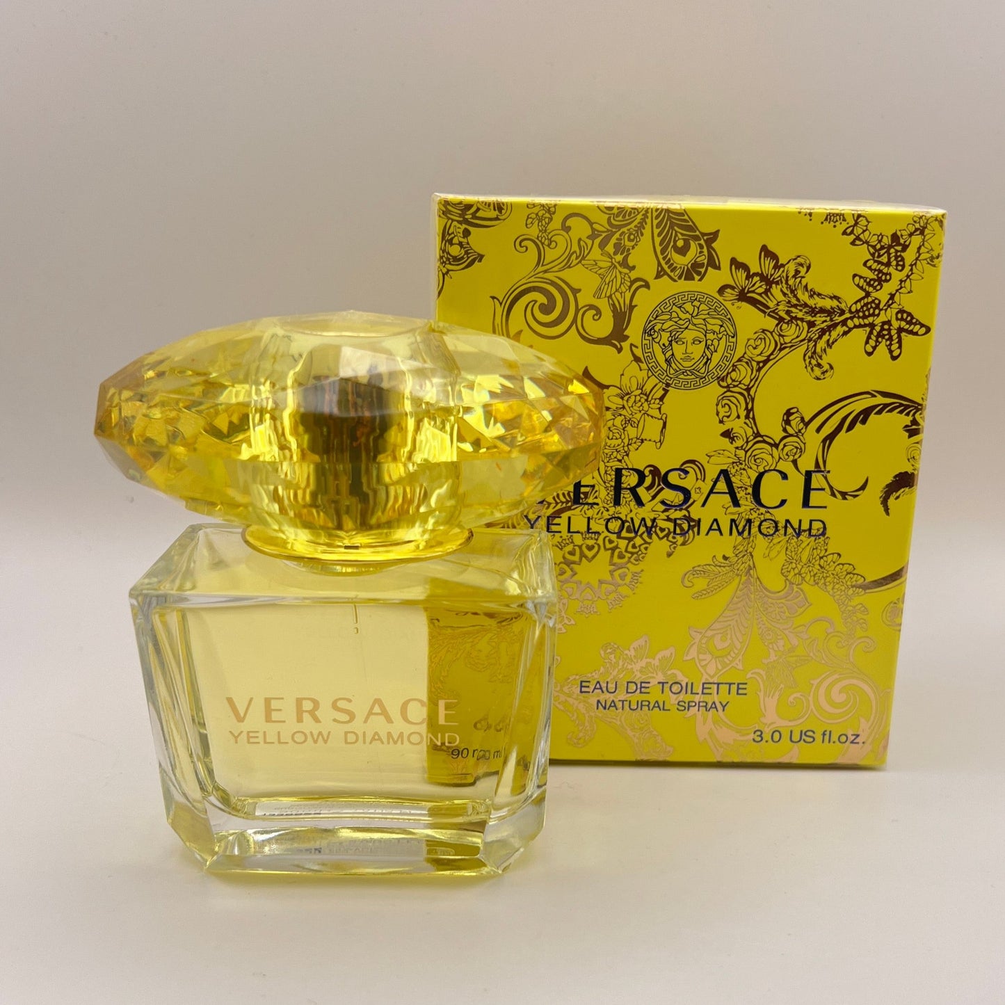 Versace Yellow Diamond Eau de Toilette 90ml - Bright and Luxurious Floral Scent